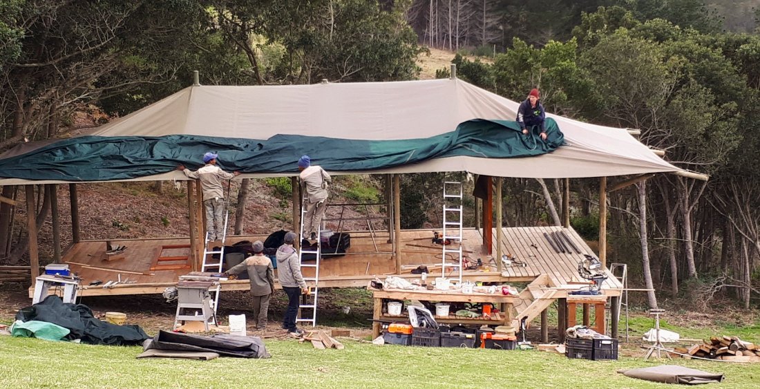 Buck Tents
